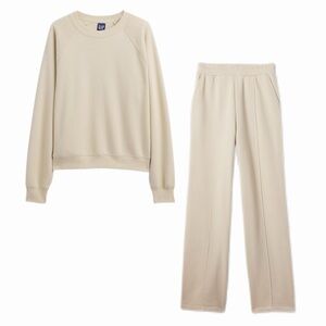 GAP vintage soft sweatshirt and sweatpants set